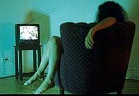 El cadáver de una mujer inglesa pasó dos años frente a su TV encendida