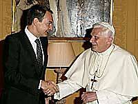 Las autoridades valencianas critican la ausencia de Zapatero en la misa del Papa