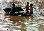 Peligro de enfermedades por las graves inundaciones en Indonesia