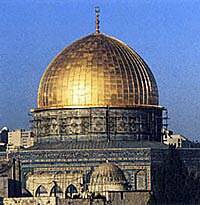 Un grupo judío intenta sacrificar un cordero de Pascua en el monte del templo de Jerusalén