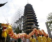 Inaugurada en China la pagoda budista más alta del mundo: 153 metros de altura