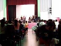 El primer «De qué vas?» une y reúne en Girona a 160 jóvenes