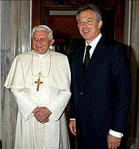 Tony Blair ya es católico: ¿conversión o `mudanza´?