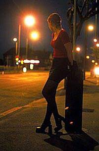 La prostitución mueve más de 18.000 millones de euros anuales en España