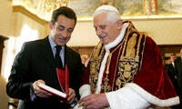 Sarkozy desata un debate en Francia sobre Dios, fe y laicismo