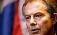 Blair pide más importancia para la religión en la vida pública