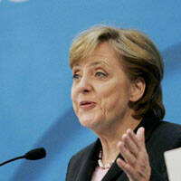 Merkel reafirma su fe cristiana protestante en un congreso católico