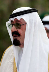 El rey saudí asegura que el islam reafirma el respeto a las religiones monoteístas