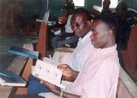 Un cuarto de millón de Biblias distribuidas en Ghana, también en Braille