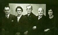 Familiar del misionero británico Arturo Ginnings visita España
