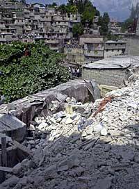 89 muertos tras el derrumbe de una escuela evangélica en Haití