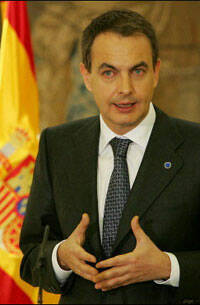 Zapatero asegura que ninguna confesión religiosa va a imponer sus criterios
