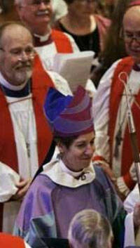 La Iglesia Anglicana de Inglaterra aprueba la ordenación de mujeres obispos
