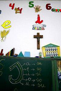 El Tribunal de Estrasburgo concluye que el crucifijo en las aulas viola la libertad religiosa