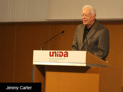 Jimmy Carter inaugura la iglesia Unida de Terrassa con un mensaje de paz