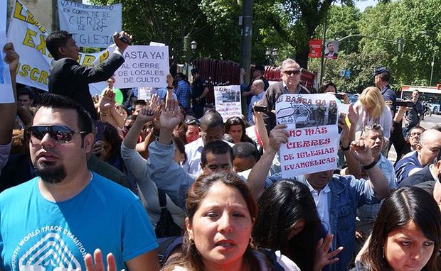 Manifestación de evangélicos en Las Cibeles (Madrid)