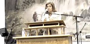 El CEM le recuerda a Ana Botella que debe cumplir su promesa con los templos evangélicos
