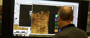 Cuelgan 5 rollos de los 'Manuscritos del Mar Muerto' en internet