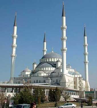 Al Qaeda planeaba atentar con bombas contra iglesias cristianas en Turquía