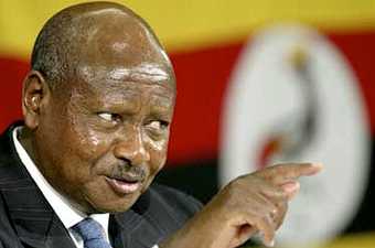 El presidente de Uganda pide a Dios perdón para su pueblo