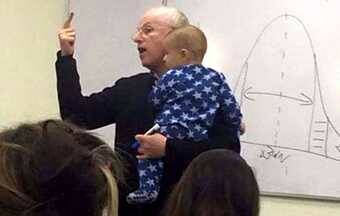 El profesor israelí que susurra a los bebés
