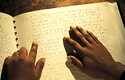 La primera Biblia en Braille de Guatemala