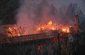 Desalojan mil nuevos vecinos por el incendio en Sierra de Gata