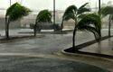 El huracán Patricia se debilita tras entrar en México