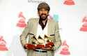 Juan Luis Guerra arrasa en los Latin Grammy
