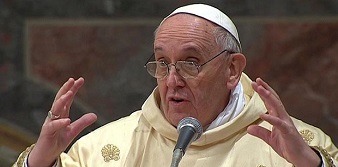 La Biblia es Palabra de Dios y sólo la Iglesia católica la interpreta, dice el papa