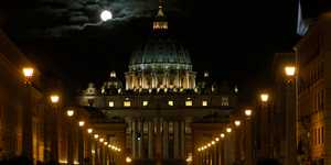 La luna del Vaticano es de miel… de momento