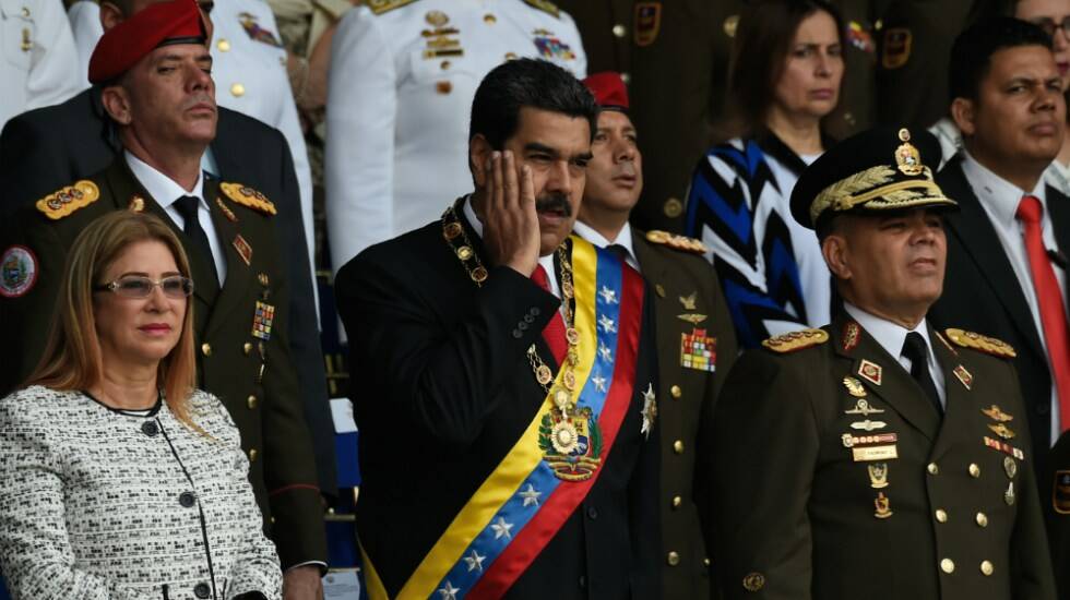 Nicolas Maduro sale ileso de atentado durante desfile militar