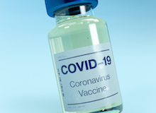 “La vacunas disponibles no son las más eficaces que se pueden obtener, pero pueden reducir los contagios”