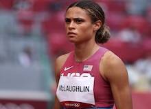 La campeona olímpica de los 400 metros vallas: “Puedo correr por el peso que Dios me ha quitado de los hombros”
