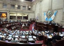 El Congreso de Guatemala aprueba una ley que penaliza el aborto y el matrimonio homosexual