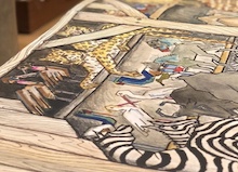 Se expone la mayor Biblia ilustrada en la Casa de Lutero