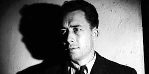 Camus, filosofía del absurdo y existencialismo