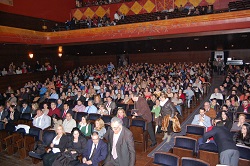 Culto evangélico de Navidad llena el Teatro Villamarta en Jerez
