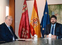 El presidente de Murcia se reúne con el Consejo Evangélico