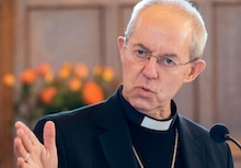 Welby renuncia en medio de un escándalo de encubrimiento de abusos