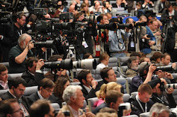 La soledad del periodista en las ruedas de prensa