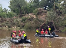 Al menos 27 muertos tras una riada que arrasó un campamento cristiano en EEUU