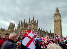 Líderes religiosos británicos condenan “el mal uso del cristianismo” en manifestaciones de extrema derecha