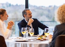 Gastos de comidas, atenciones y relaciones públicas: ¿cuál es su tratamiento fiscal?