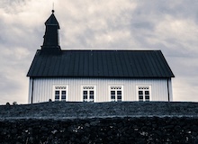 Iglesia antigua, corrupción antigua