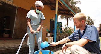 Empeora la salud de los misioneros con Ébola