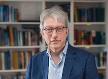 “Debemos insistir en una expresión pública de la fe que sea a la vez humilde y segura”