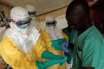 Canadá ofrece su vacuna experimental para curar el ébola