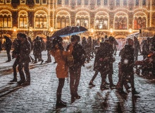 La luz no se celebra: se enciende