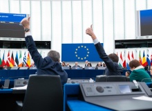 El Parlamento Europeo acuerda financiar los abortos de los Estados miembros